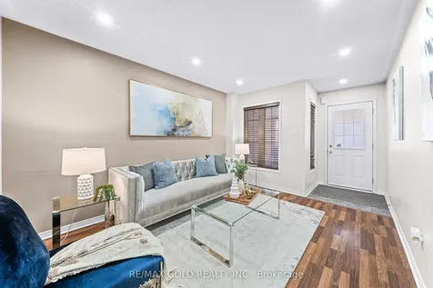 32 Bay Breeze Drive Brampton ON L6R 0M1