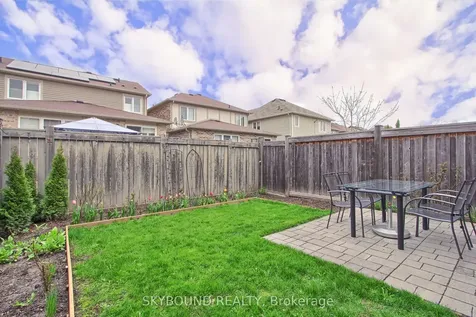 358 Cavanagh Lane Milton ON L9T 8J9