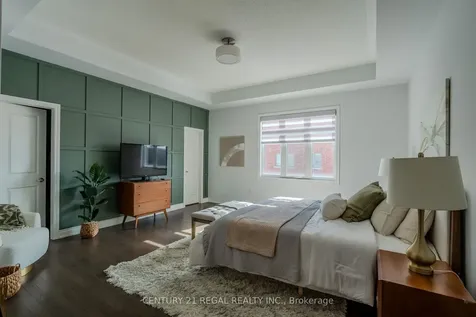 25 Elysian Fields Circle Brampton ON L6Y 6E9