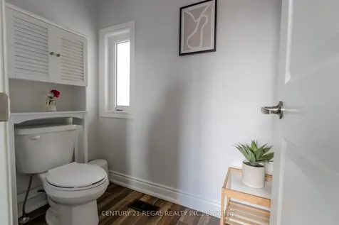25 Elysian Fields Circle Brampton ON L6Y 6E9