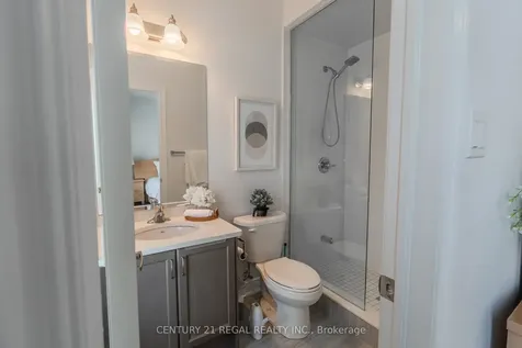 25 Elysian Fields Circle Brampton ON L6Y 6E9