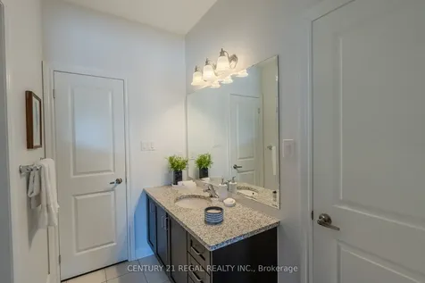 25 Elysian Fields Circle Brampton ON L6Y 6E9