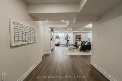 25 Elysian Fields Circle Brampton ON L6Y 6E9