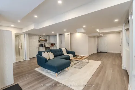 25 Elysian Fields Circle Brampton ON L6Y 6E9