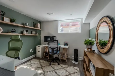 25 Elysian Fields Circle Brampton ON L6Y 6E9