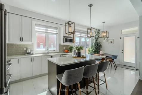 25 Elysian Fields Circle Brampton ON L6Y 6E9