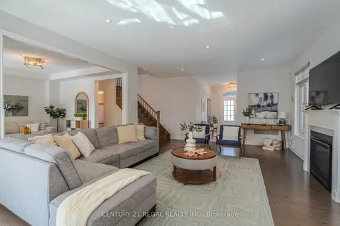 25 Elysian Fields Circle Brampton ON L6Y 6E9