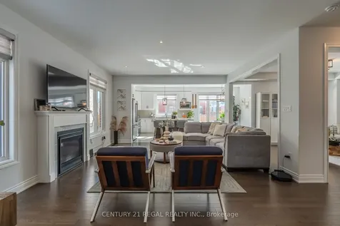 25 Elysian Fields Circle Brampton ON L6Y 6E9