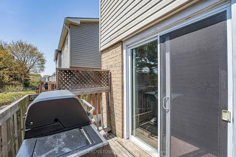 24 Cassander Crescent Brampton ON L6Z 1Z2