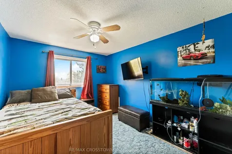 24 Cassander Crescent Brampton ON L6Z 1Z2