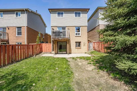 24 Cassander Crescent Brampton ON L6Z 1Z2