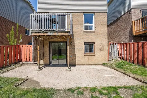 24 Cassander Crescent Brampton ON L6Z 1Z2