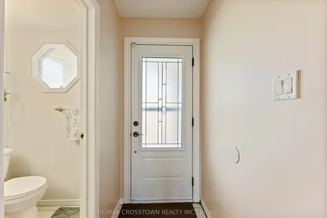 24 Cassander Crescent Brampton ON L6Z 1Z2