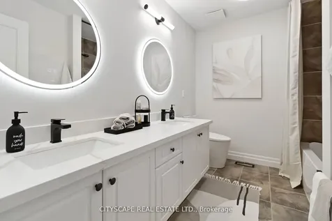 4269 Vivaldi Road Burlington ON L7M 0N4
