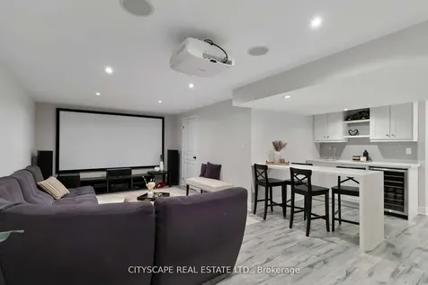 4269 Vivaldi Road Burlington ON L7M 0N4