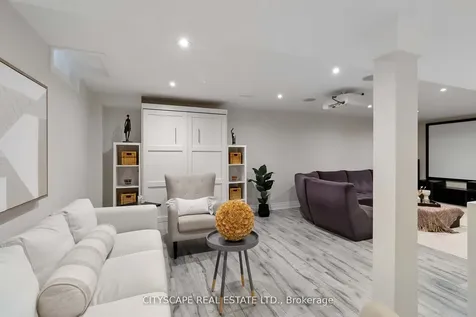 4269 Vivaldi Road Burlington ON L7M 0N4
