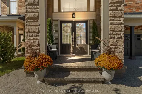 4269 Vivaldi Road Burlington ON L7M 0N4