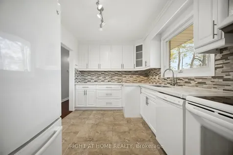 1461 Moss Glen Road Burlington ON L7P 2C2