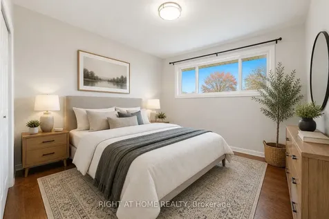 1461 Moss Glen Road Burlington ON L7P 2C2