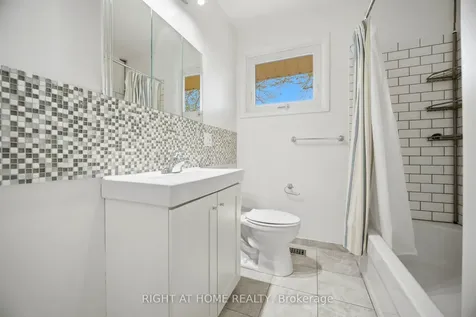 1461 Moss Glen Road Burlington ON L7P 2C2