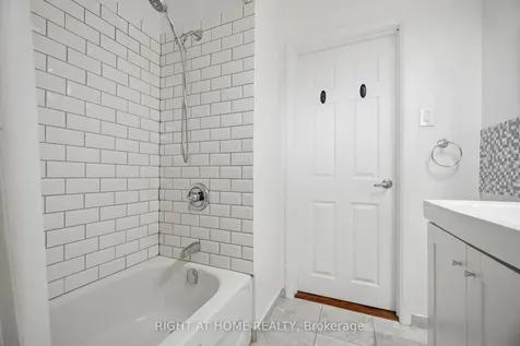 1461 Moss Glen Road Burlington ON L7P 2C2