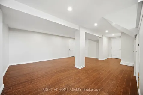 1461 Moss Glen Road Burlington ON L7P 2C2