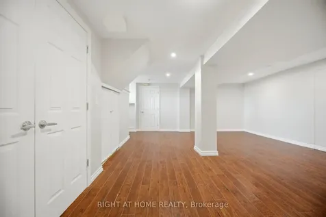1461 Moss Glen Road Burlington ON L7P 2C2