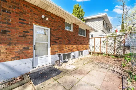 1461 Moss Glen Road Burlington ON L7P 2C2