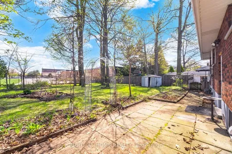 1461 Moss Glen Road Burlington ON L7P 2C2
