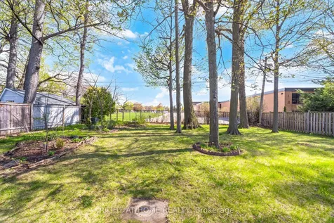 1461 Moss Glen Road Burlington ON L7P 2C2