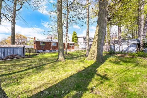 1461 Moss Glen Road Burlington ON L7P 2C2