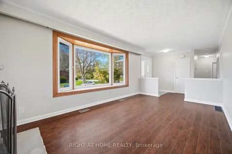 1461 Moss Glen Road Burlington ON L7P 2C2