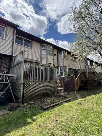 6780 Formentera Avenue Mississauga ON L5N 2L1
