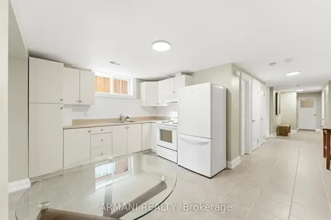 80 Wallasey Avenue Toronto ON M9M 1E4