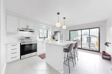 97 Ascot Avenue Toronto ON M6E 1G1
