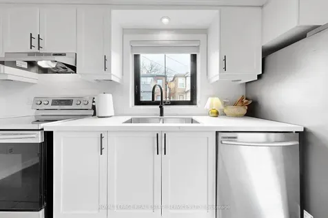 97 Ascot Avenue Toronto ON M6E 1G1