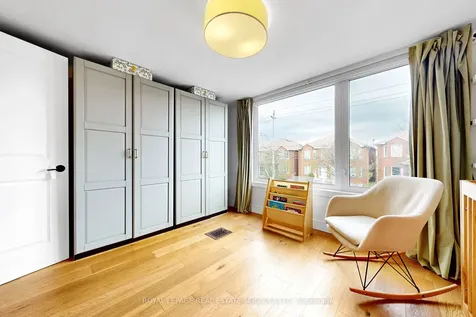 97 Ascot Avenue Toronto ON M6E 1G1