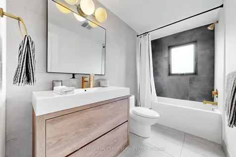 97 Ascot Avenue Toronto ON M6E 1G1