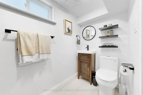 97 Ascot Avenue Toronto ON M6E 1G1