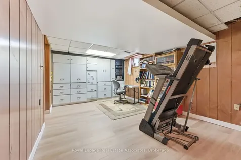 1616 Haig Boulevard Mississauga ON L5E 3C9