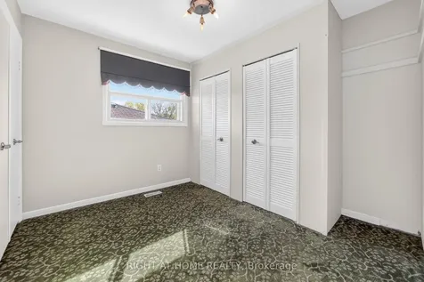 304 Ulric Crescent Oakville ON L6K 3R2