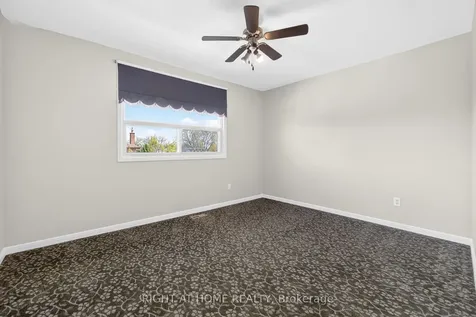304 Ulric Crescent Oakville ON L6K 3R2