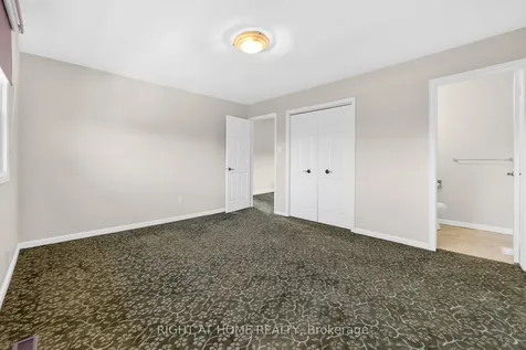 304 Ulric Crescent Oakville ON L6K 3R2