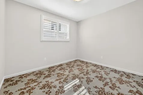 304 Ulric Crescent Oakville ON L6K 3R2