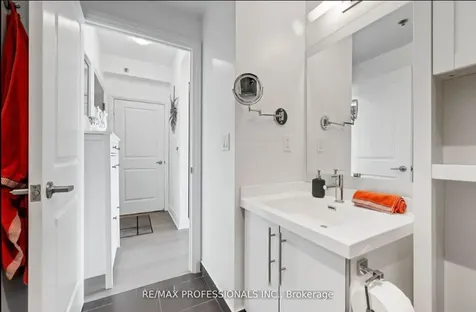 55 Speers Road Oakville ON L6K 0H9
