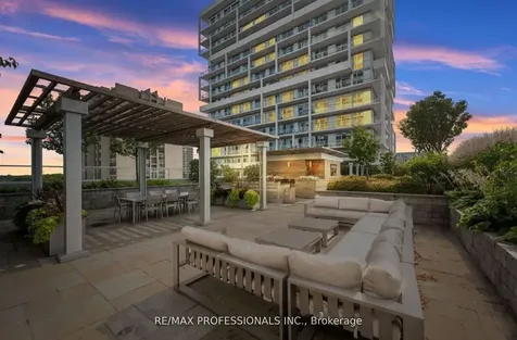 55 Speers Road Oakville ON L6K 0H9