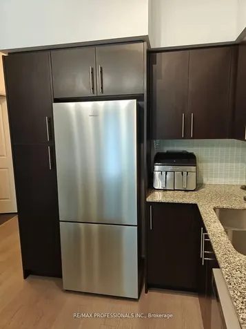 55 Speers Road Oakville ON L6K 0H9
