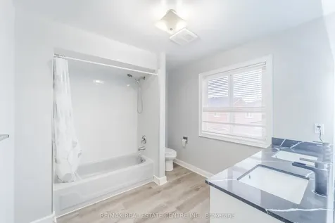 36 Kentucky Drive Brampton ON L6Y 4E9