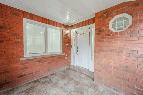 36 Kentucky Drive Brampton ON L6Y 4E9