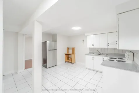 36 Kentucky Drive Brampton ON L6Y 4E9